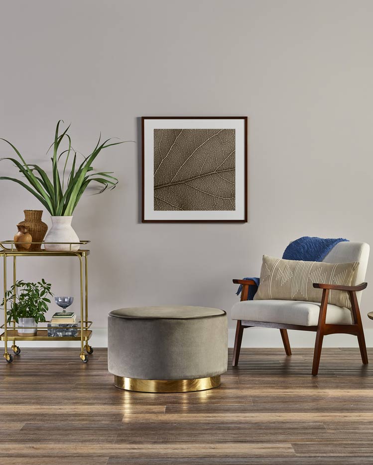 Modern living room with newly installed floor. 